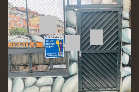 Casa para alugar com 56m², 2 quartos e sem vagaPlaca