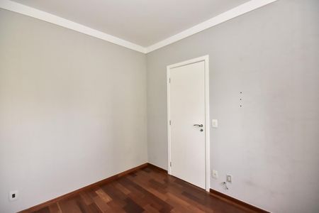 Apartamento à venda com 128m², 3 quartos e 2 vagasQuarto 1
