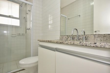 Apartamento à venda com 128m², 3 quartos e 2 vagasBanheiro