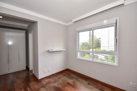 Apartamento à venda com 128m², 3 quartos e 2 vagasSuíte