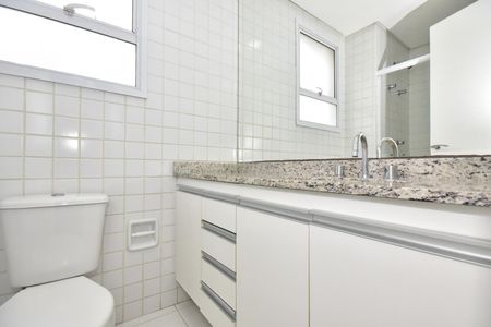 Apartamento à venda com 128m², 3 quartos e 2 vagasBanheiro Suíte 