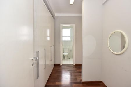 Apartamento à venda com 128m², 3 quartos e 2 vagasSuíte
