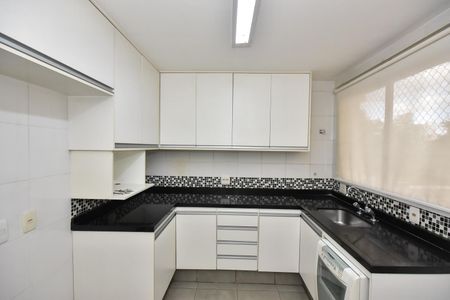 Apartamento à venda com 128m², 3 quartos e 2 vagasCozinha