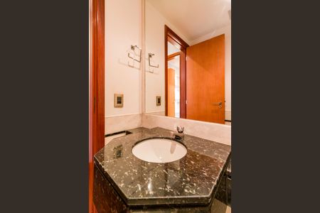 Apartamento à venda com 155m², 3 quartos e 3 vagasLavabo