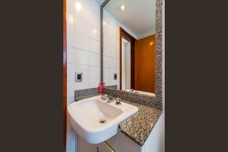 Apartamento à venda com 155m², 3 quartos e 3 vagasBanheiro da Suíte 2