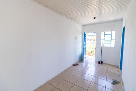 Sala de casa à venda com 2 quartos, 70m² em Campo Novo, Porto Alegre