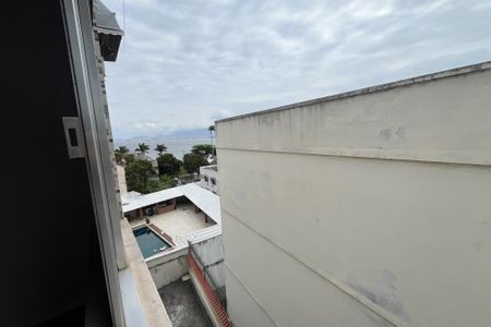 Vista da Sala de apartamento para alugar com 3 quartos, 60m² em Jardim Guanabara, Rio de Janeiro