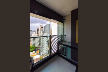 Studio à venda com 27m², 1 quarto e sem vaga Studio à venda com 27m², 1 quarto e sem vagaVaranda