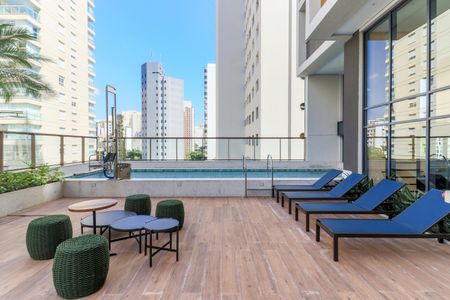 Studio à venda com 27m², 1 quarto e sem vagaÁrea comum - Piscina