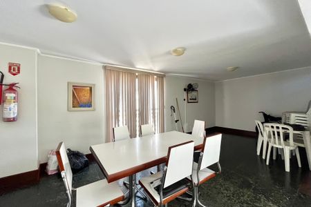 Apartamento à venda com 108m², 3 quartos e 2 vagasÁrea comum - Salão de festas