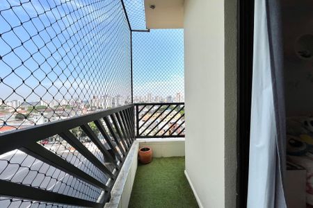Apartamento à venda com 108m², 3 quartos e 2 vagasVaranda do Quarto 2