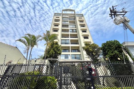 Apartamento à venda com 108m², 3 quartos e 2 vagasFachada