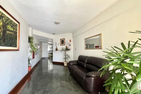 Apartamento à venda com 108m², 3 quartos e 2 vagasHall social