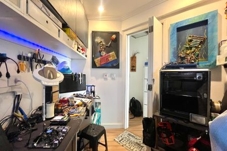 Apartamento à venda com 108m², 3 quartos e 2 vagasEscritório