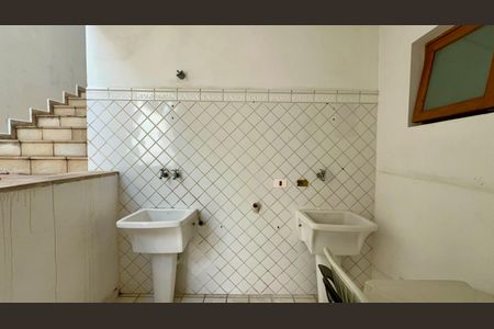 Casa à venda com 400m², 4 quartos e 4 vagasÁrea de Serviço