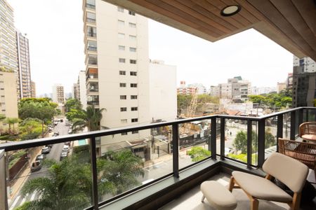 Apartamento à venda com 105m², 1 quarto e 2 vagas Apartamento à venda com 105m², 1 quarto e 2 vagasVaranda