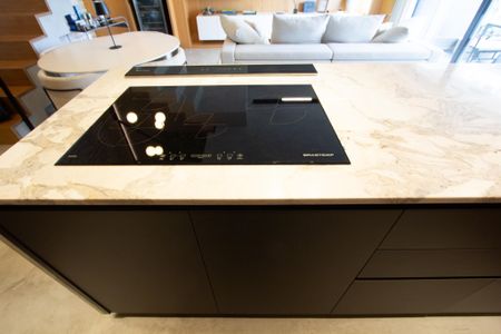 Apartamento à venda com 105m², 1 quarto e 2 vagas Apartamento à venda com 105m², 1 quarto e 2 vagasCozinha