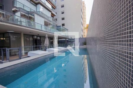 Apartamento à venda com 105m², 1 quarto e 2 vagas Apartamento à venda com 105m², 1 quarto e 2 vagasÁrea comum - Piscina
