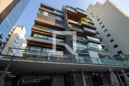 Apartamento à venda com 105m², 1 quarto e 2 vagas Apartamento à venda com 105m², 1 quarto e 2 vagasFachada