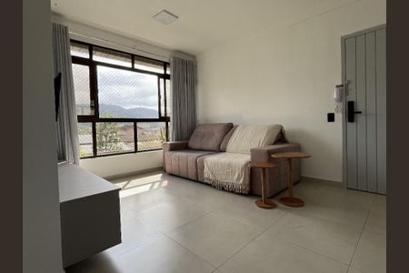 Sala de apartamento para alugar com 2 quartos, 69m² em Balneario Cidade Atlantica, Guarujá