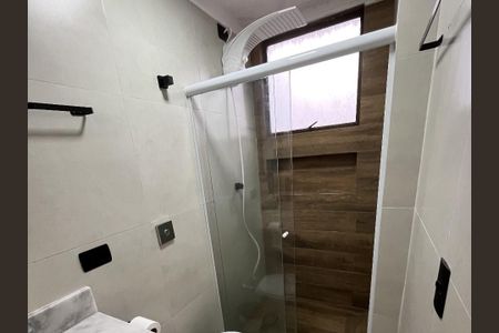 Apartamento para alugar com 69m², 2 quartos e 1 vaga Apartamento para alugar com 69m², 2 quartos e 1 vagaBanheiro da Suíte