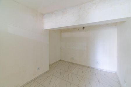 Quarto de kitnet/studio para alugar com 1 quarto, 45m² em Cidade Domitila, São Paulo