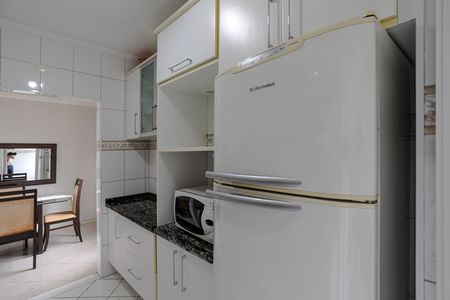 Apartamento para alugar com 72m², 2 quartos e 1 vaga Apartamento para alugar com 72m², 2 quartos e 1 vagaCozinha