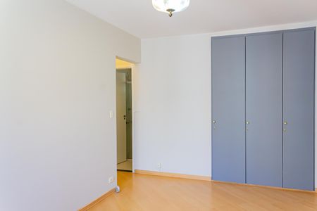 Apartamento para alugar com 116m², 4 quartos e 1 vaga Apartamento para alugar com 116m², 4 quartos e 1 vagaSuíte