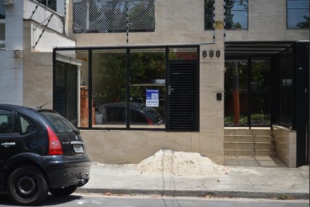 Apartamento para alugar com 174m², 3 quartos e 2 vagasPlaca