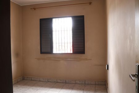 Casa à venda com 76m², 4 quartos e 2 vagasQuarto 2