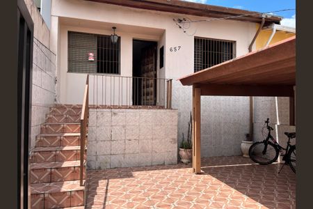 Casa à venda com 76m², 4 quartos e 2 vagasGaragem