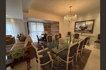 Apartamento à venda com 268m², 4 quartos e 4 vagasSala