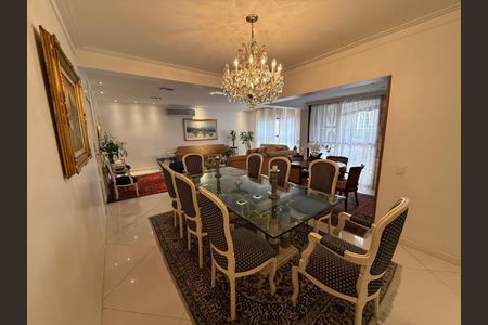 Apartamento à venda com 268m², 4 quartos e 4 vagasSala