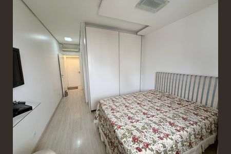 Apartamento à venda com 268m², 4 quartos e 4 vagasQuarto