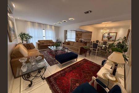 Apartamento à venda com 268m², 4 quartos e 4 vagasSala
