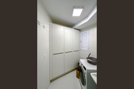 Apartamento à venda com 135m², 3 quartos e 2 vagas Apartamento à venda com 135m², 3 quartos e 2 vagasÁrea de Serviço