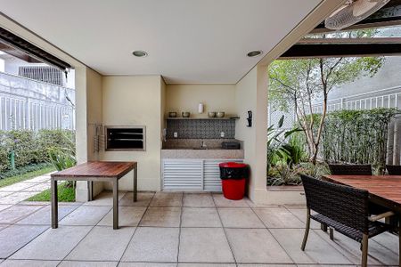 Apartamento à venda com 135m², 3 quartos e 2 vagas Apartamento à venda com 135m², 3 quartos e 2 vagasÁrea comum - Churrasqueira