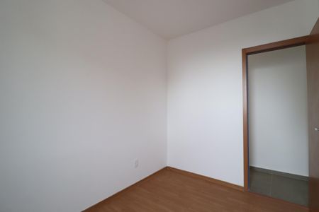 Quarto 1 de apartamento para alugar com 2 quartos, 40m² em Morada da Colina, Uberlândia