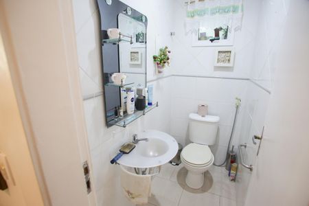 Lavabo de casa para alugar com 3 quartos, 187m² em Jacarepaguá, Rio de Janeiro