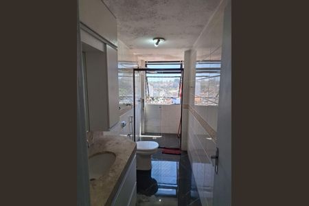 Banheiro de apartamento para alugar com 2 quartos, 75m² em Centro Cívico, Curitiba