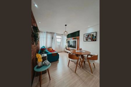 Sala de apartamento para alugar com 2 quartos, 75m² em Centro Cívico, Curitiba