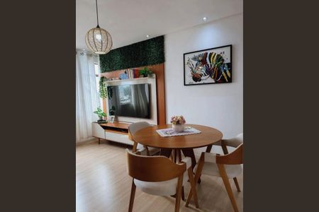 Sala de apartamento para alugar com 2 quartos, 75m² em Centro Cívico, Curitiba