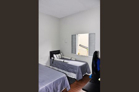 Casa à venda com 231m², 2 quartos e 2 vagas Casa à venda com 231m², 2 quartos e 2 vagasDetalhe - Quarto 02