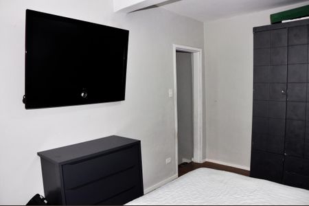 Casa à venda com 231m², 2 quartos e 2 vagas Casa à venda com 231m², 2 quartos e 2 vagasDetalhe - Quarto 01