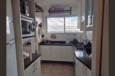 Apartamento para alugar com 97m², 3 quartos e 1 vagaCozinha 