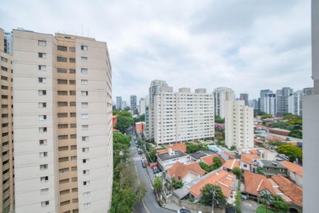 Apartamento à venda com 91m², 2 quartos e 2 vagasVaranda - Vista
