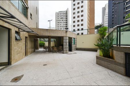 Apartamento à venda com 151m², 4 quartos e 2 vagasÁrea comum - Piscina