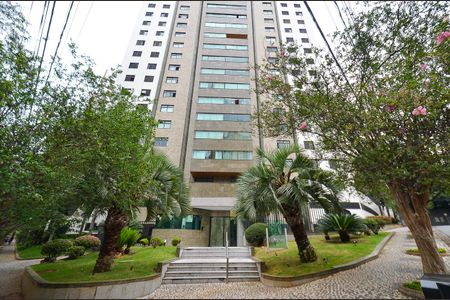 Apartamento à venda com 151m², 4 quartos e 2 vagasFachada