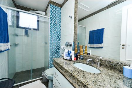 Apartamento à venda com 151m², 4 quartos e 2 vagasBanheiro Social