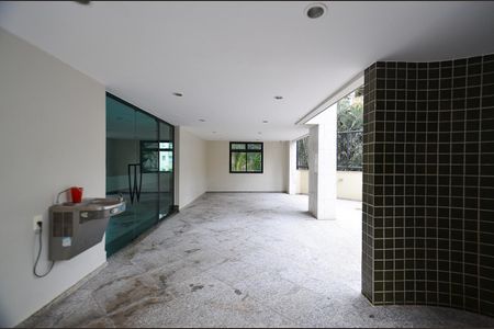 Apartamento à venda com 151m², 4 quartos e 2 vagasÁrea comum